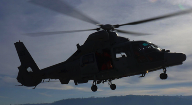 Хеликоптер с военни падна върху училище