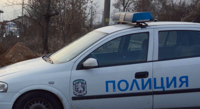Полицаи от Твърдица разкриха мобилна нарколаборатория