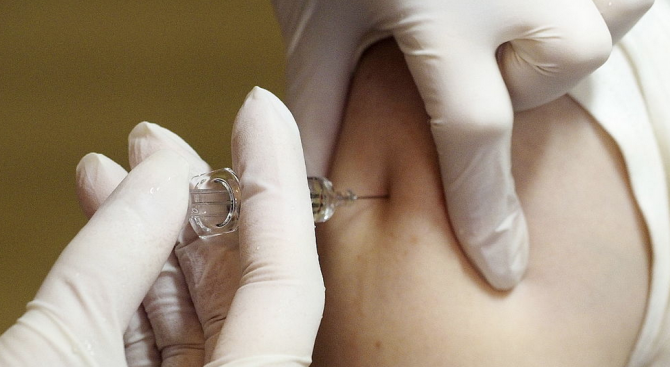 Д-р Ангел Кунчев: Хората да не се страхуват, а да се ваксинират
