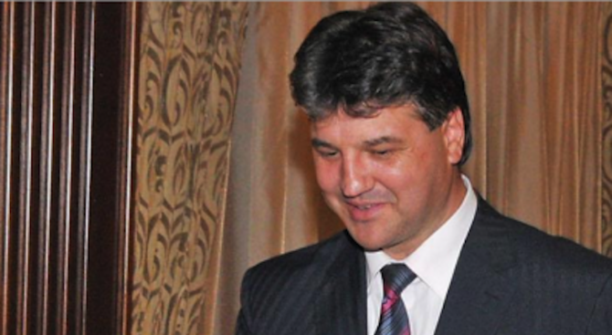 ВСС отказа да обсъжда смяната на Димитър Узунов