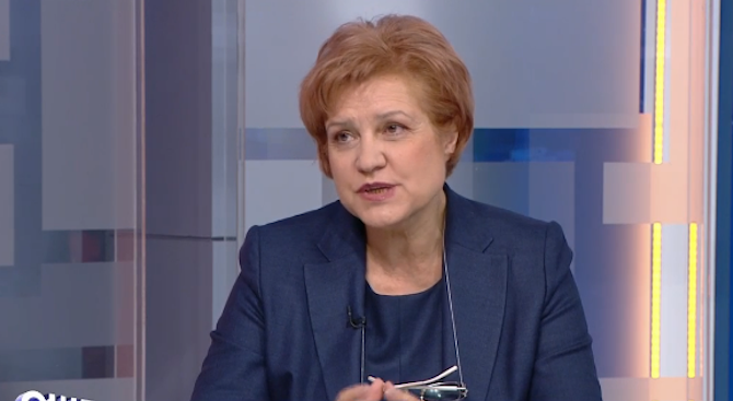 Менда Стоянова: За първи път ще имаме намаление на дълга, а данъците няма да се вдигат