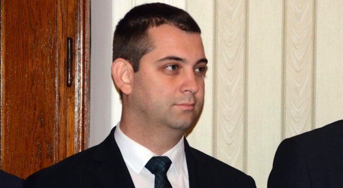 Димитър Делчев: България има нужда от силна десница
