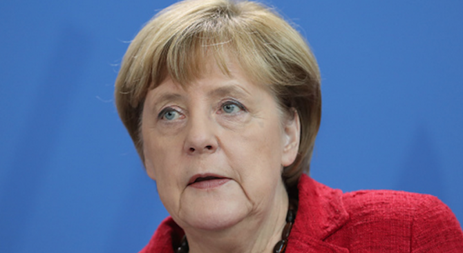 Меркел се обади на Тръмп по случай избора му за президент