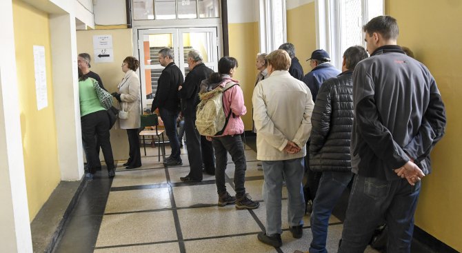 Румен Радев печели изборите в София