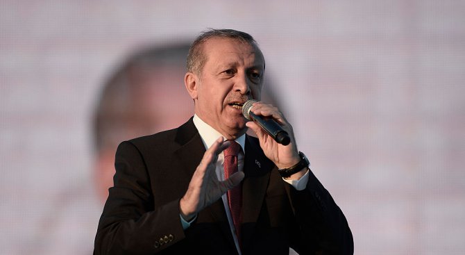 Ердоган критикува Запада и Ватикана в обръщение към пакистанския парламент