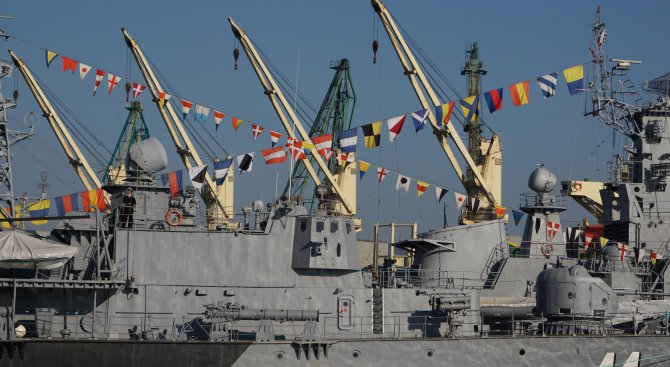 Военноморска база Варна празнува юбилей (снимки)