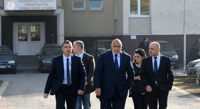 Жест от политическия опонент: Сидеров опростил на Борисов 35 000 лв. (видео)