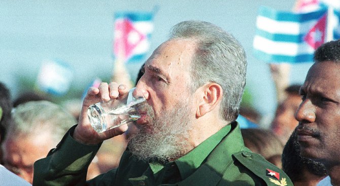 Убиец на Че Гевара: САЩ използваха Фидел Кастро срещу СССР!