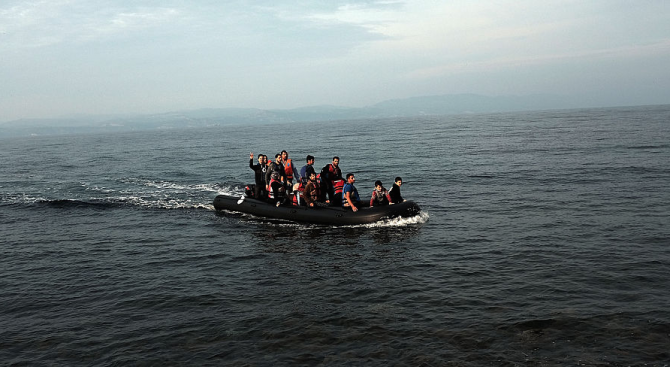В момента няма данни за засилен бежански натиск по море