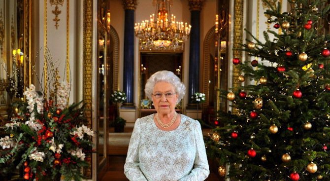 Британската кралица похапва винаги едно и също на Коледа