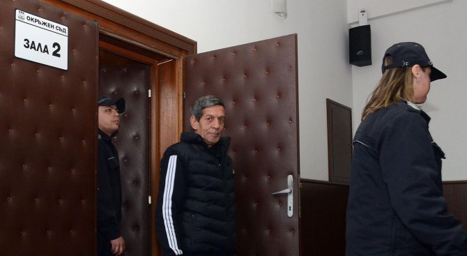 Пловдивският съд разглежда предложения за предсрочно освобождаване на затворници (снимки)