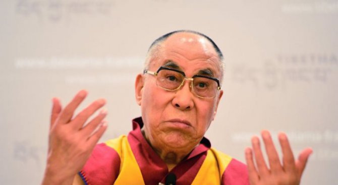 Далай Лама се надява Тръмп и Путин да работят за мир