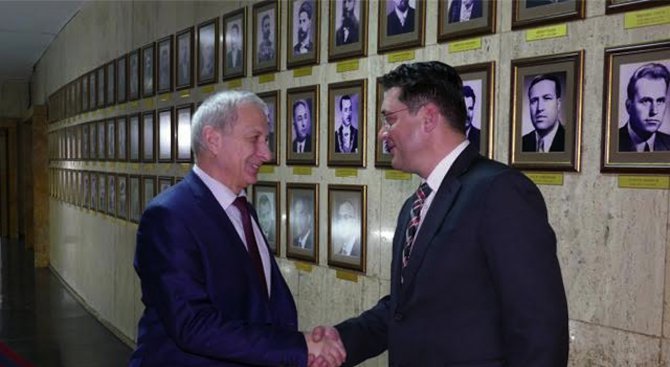 Герджиков участва във важна среща в МВР заради парламентарните избори