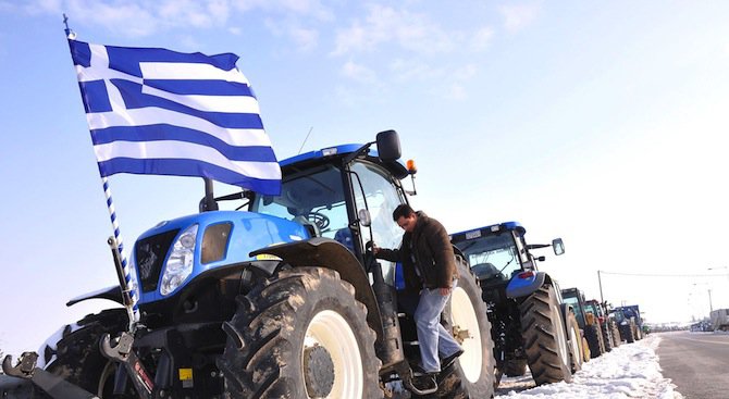 Гръцки трактори блокираха ГКПП &quot;Кулата-Промахон&quot; (обновена)