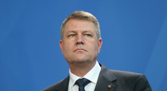 Румънският президент Клаус Йоханис: Кабинетът да чуе народа