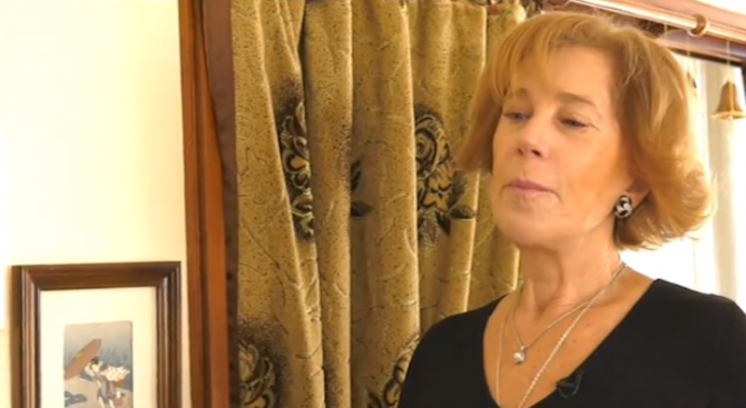 Елена Поптодорова проговори: Стана нелеп инцидент, нямам проблем да си купувам козметиката