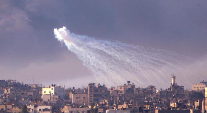 Израел заплаши да унищожи сирийските противовъздушни системи