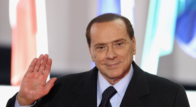 Жена даде 70 000 евро за вечеря с Берлускони