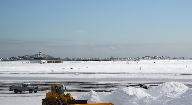 Китай започва строителството на летище в Антарктида през 2018 г.