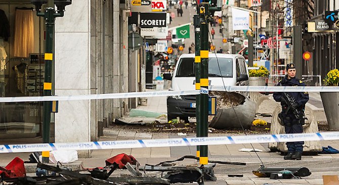 Предполагаемият извършител на атентата в Стокхолм се е радикализирал в Турция