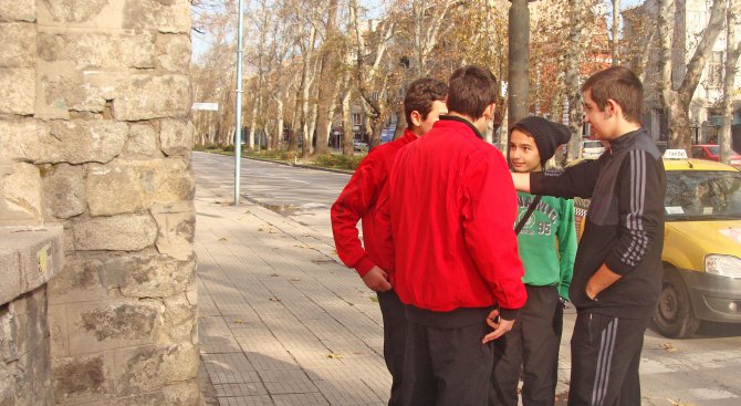 Диян Стаматов: Училището е самотен бегач в борбата срещу агресията