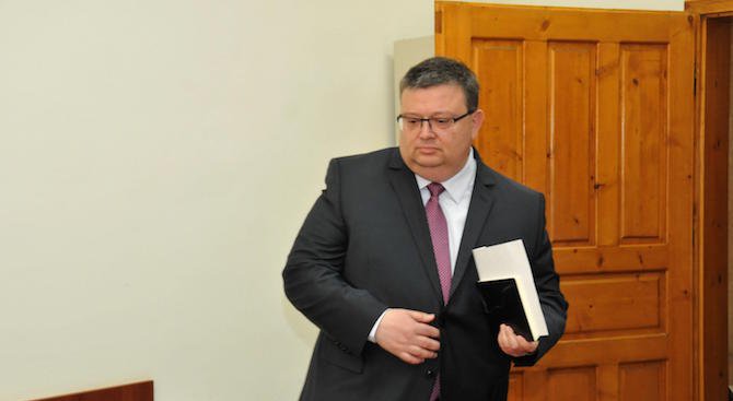 Сотир Цацаров внесе във ВСС доклад за дейността на прокуратурата