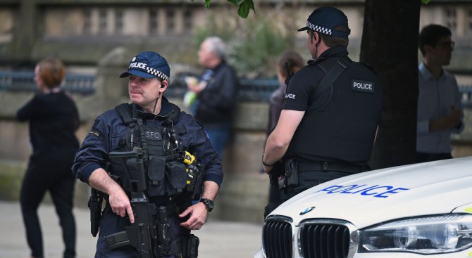 Британски вестници: Политиците реагират прибързано на тероризма, което налива вода в мелницата му