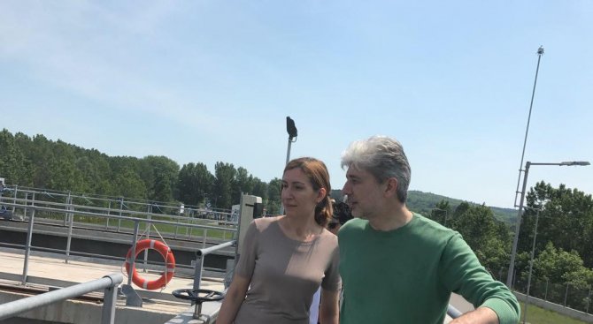 Ангелкова и Нено Димов провериха пречиствателната станция в Созопол
