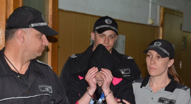Намалиха доживотните присъди за убийството на 13-годишната Александра от Провадия