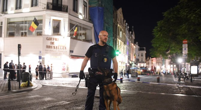 Белгийски медии: Снощният атентатор в Брюксел е отново от &quot;Моленбек&quot;