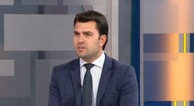 Георг Георгиев: Няма спор на какъв език ще се подпиши договорът с Македония