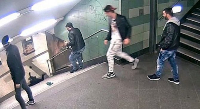 Светослав Стойков към жена, която изрита в берлинското метро: &quot;Извинявай, извинявай, извинявай&