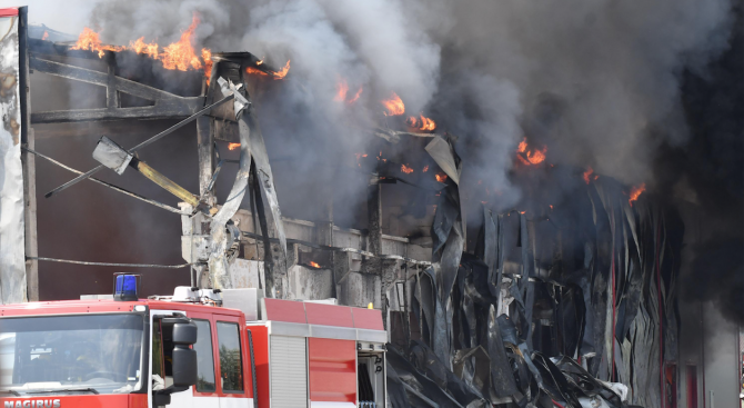 Късо съединение причинило пожара в Казичане?