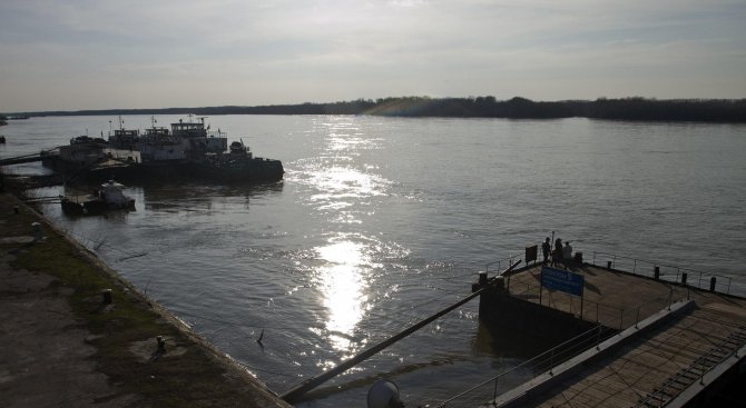 Пет прага затрудняват корабоплаването по река Дунав