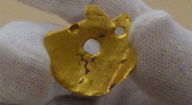 Златна находка бе открита при разкопките на могила до с. Юнаците
