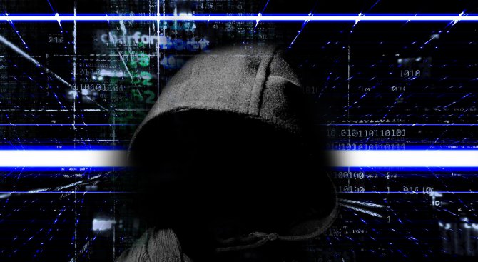 Как да се предпазим от опасностите, които ни дебнат в мрежата и хакерските атаки