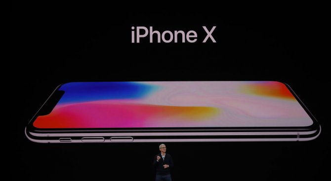 Представиха новия iPhone X (снимки)