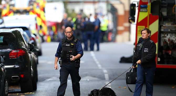 Евакуираха пазар в Лондон заради подозрителен пакет
