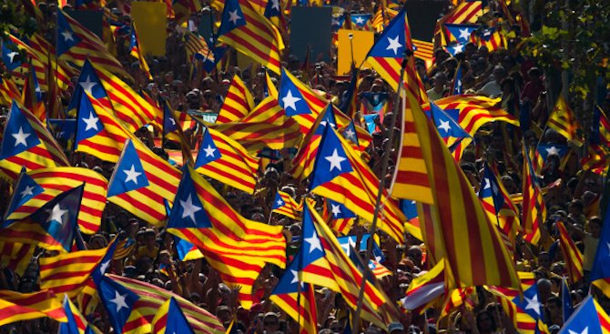Еврокомисар: Ако Каталуния обяви независимост, новата страна няма да бъде член на ЕС