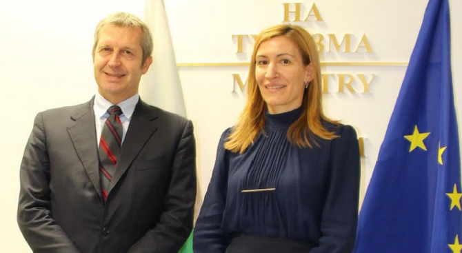 Николина Ангелкова се срещна със зам.-министъра на външните работи на Италия