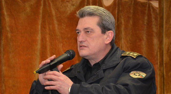 Гл. комисар Николов: Ще има затворени участъци, но не и уволнени огнеборци