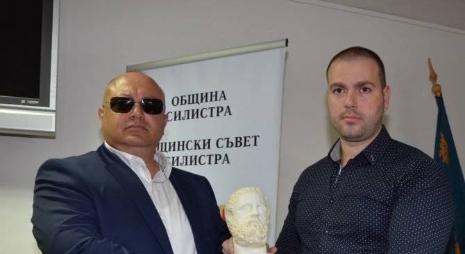 Лекарската колегия в Силистра награди областния координатор на ГЕРБ в областта Тодор Тодоров