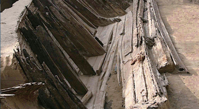 Откриха кораб на 700 г. в Китай (снимки)