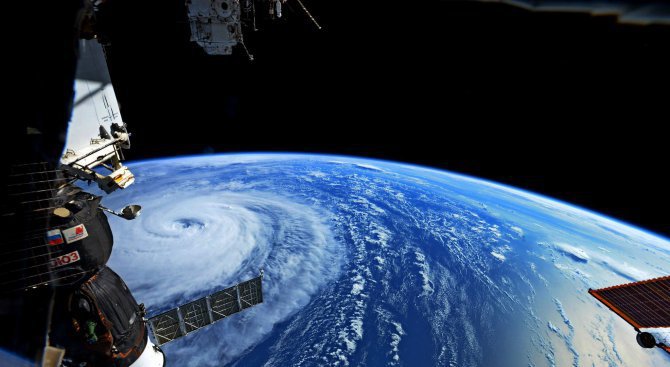 Пет души са загинали в Япония в резултат на тайфуна Лан, сочат нови данни