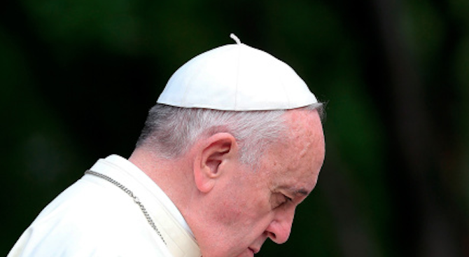 Папата призна, че му се е случвало да заспи, докато се моли