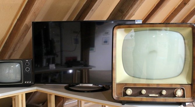 Апаши задигнаха 4 телевизора от наследствен имот