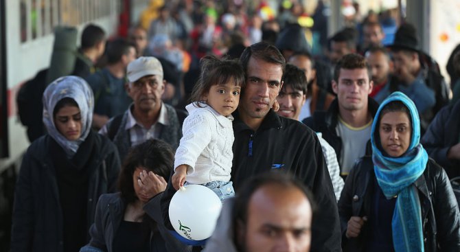 Броят на бежанците, пристигащи в Германия - силно намалял