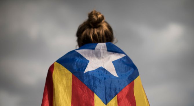 Каталунците гласуват дали да върнат сепаратистите на власт