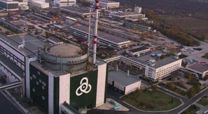 В Китай пуснаха атомен реактор, построен с участието на Русия
