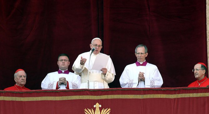 Папа Франциск за 2018 г.: Забравете излишния житейски багаж и празните приказки